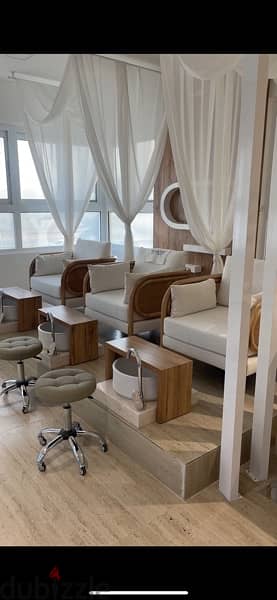 new Furnished luxury Salon for sale 1