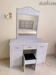 Furnitures