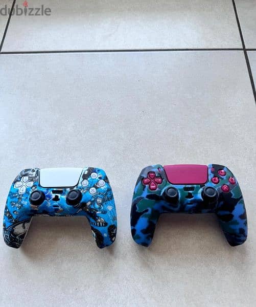 PS5 controller covers and thumb pads 6