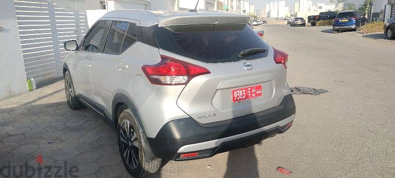 SUV Nissan Kicks in Very good Condition & Cheap price available 4 Rent 4