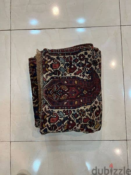 antique carpet Shiraz neyriz 110 to 120 years old 1