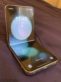 Galaxy Z Flip5 for sale (230 OMR) 0