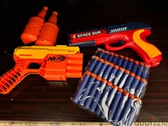 Nurf gun toy with bollets