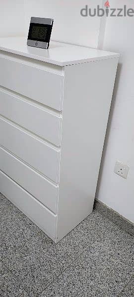 New 5 door chest drawer. Price Negotiable 3