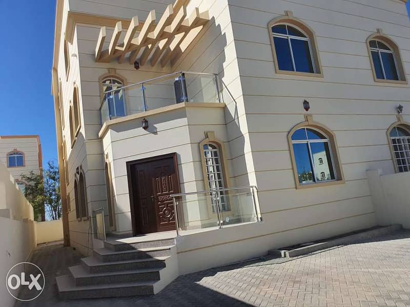 Nice villa in Surr Al Hadid near beach contact me in whatsapp 3