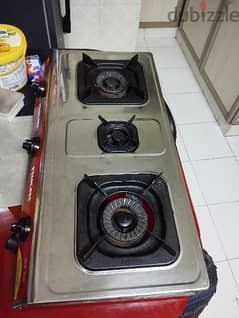 nikai brand 3 stove gas gud condition and only 2 yrs used gud one