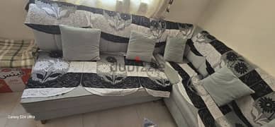 5 seater sofa set with 5 pillows and sofa cover 0