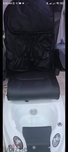 pedicure chair with massage. 91141156