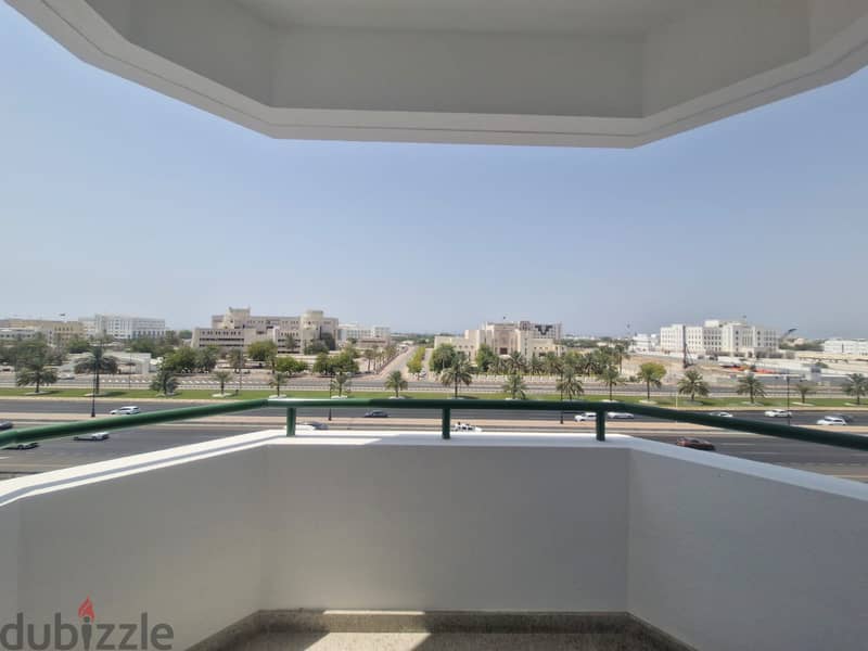 3 BR Fantastic Apartment in Al Khuwair 4