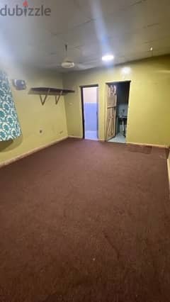 Room for rent in al hail north