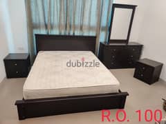 Bedroom set in good condition for sale 0