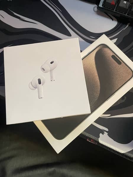 Apple airpods pro 2 ( used for 3 days ) 3