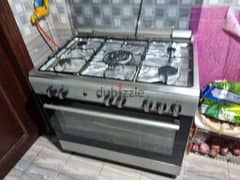 5 Gas Burner Stove with Grill