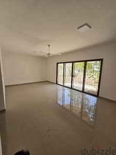 spacious 3 bhk villa like flat for rent in Alkhuwair 0
