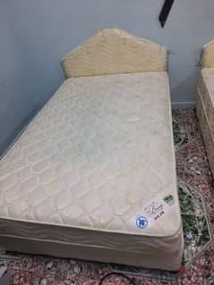 bed  sale only use 4 months new Condition. size 120×190 we have 5 bed 0