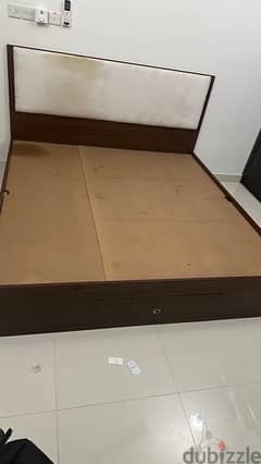 15 OMR  bed for sale