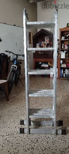 Aluminum ladder 0