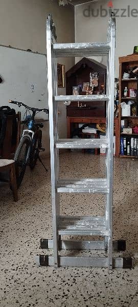 Aluminum ladder