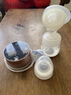 Breast pump and bottle 0