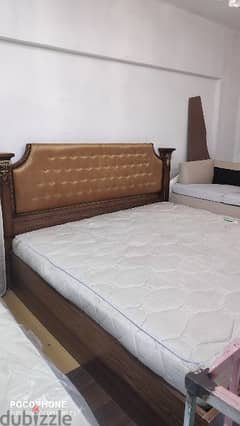 King Size Bed with Metress