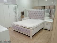 bed room set perfect conditio غرفه نوم للبيع المستعجل خشب بحاله ممتازه 0