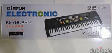 Electric Piano Keyboard 0