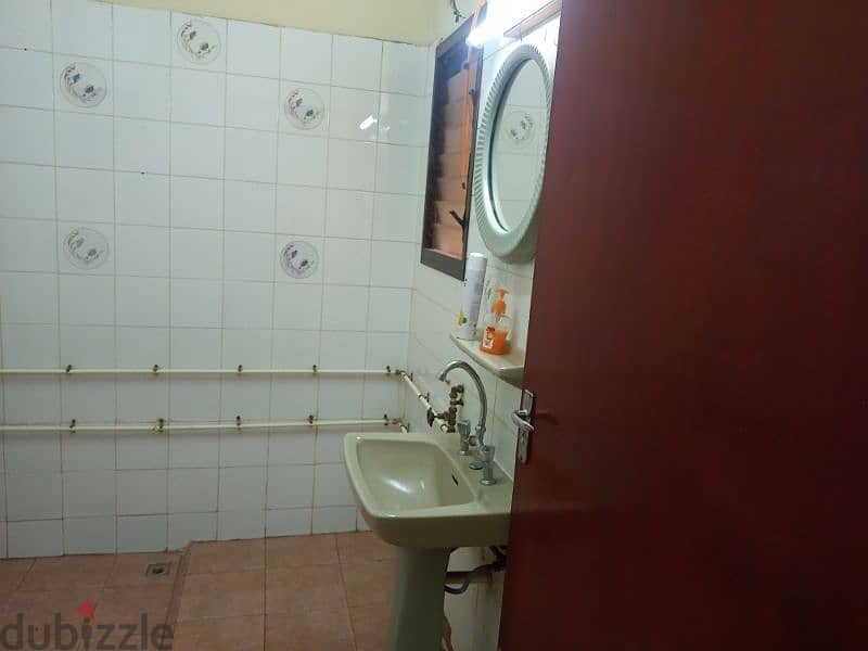 ROOM FOR RENT AL KHUWAIR , SINGLE ROOM / BATHROOM AND KITCHEN 13