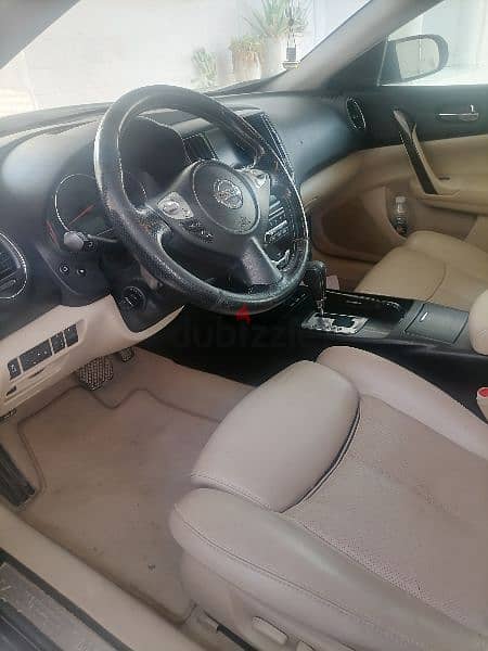 Nissan Maxima 2012 in perfect Oman agent 11