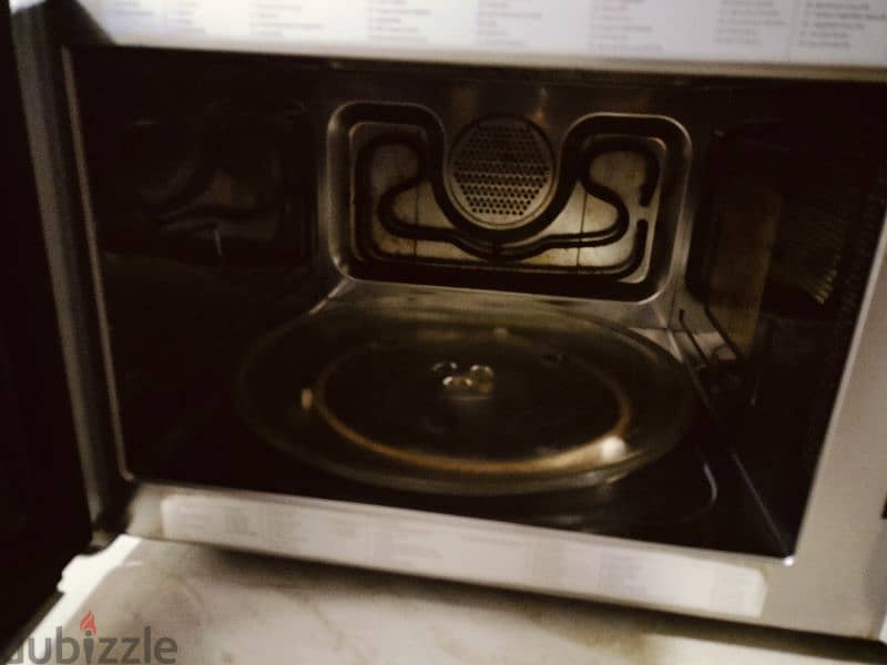 very good condition like new oven 3