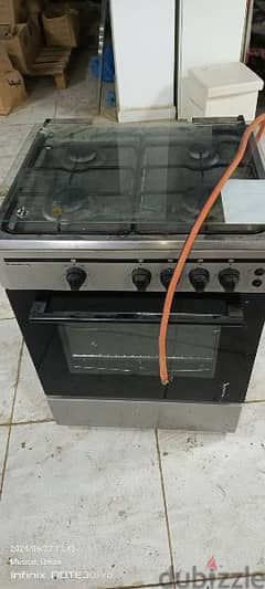 4 burner kitchen oven