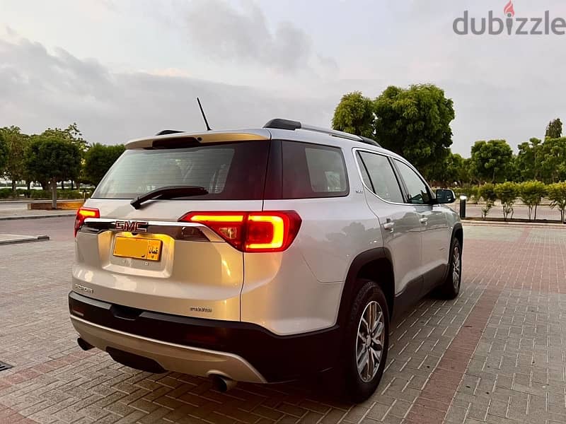 GMC Acadia 2019 Oman car Low milage Full history with GMC 3