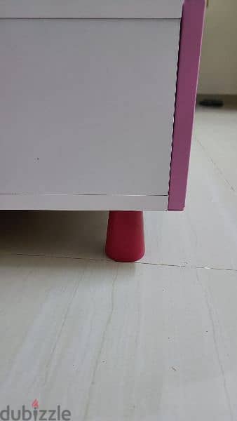bed side table for kids 1