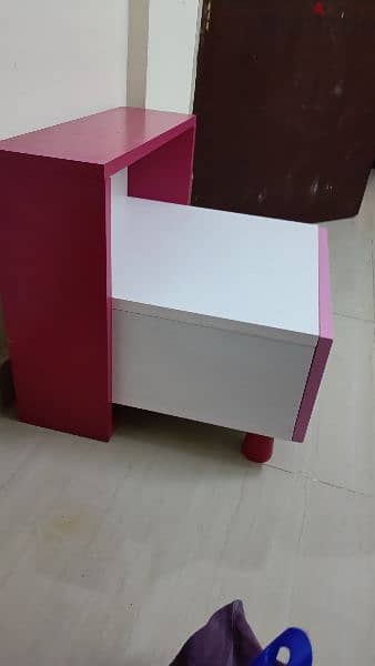 bed side table for kids 2