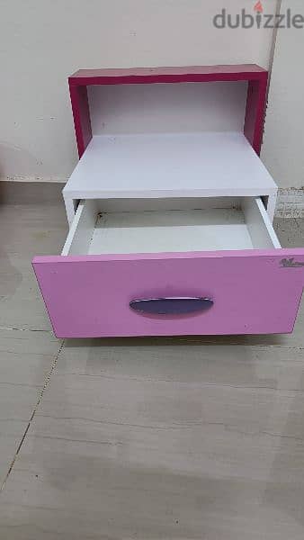 bed side table for kids 6