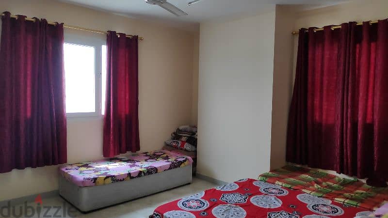 Sharing flat rent for executive bachelor 0