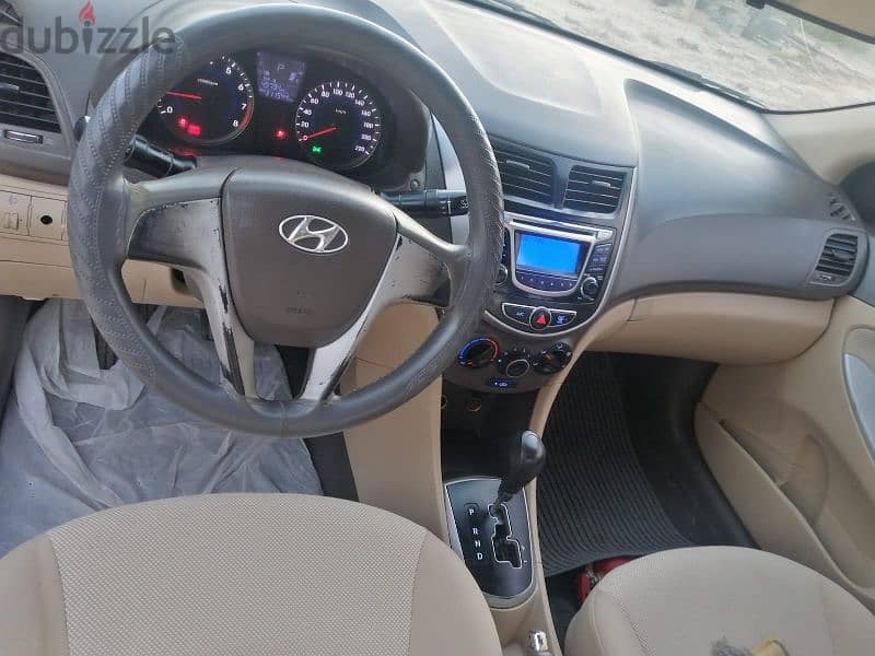 Hyundai Accent 2013 4