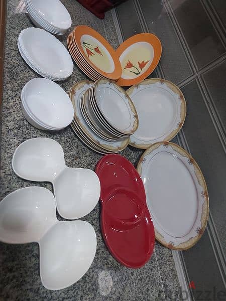 Plates and Bowls 0