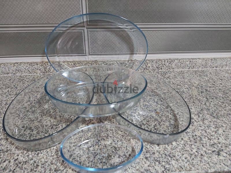 Various Kitchen Items For Sale 0