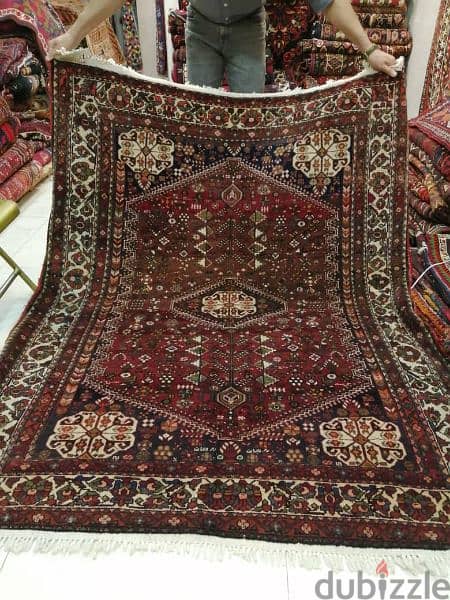 antique carpets 0
