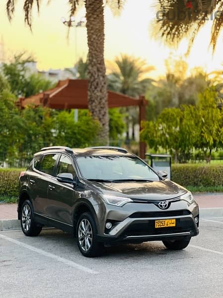 Toyota Rav 4 2018 Oman car 2