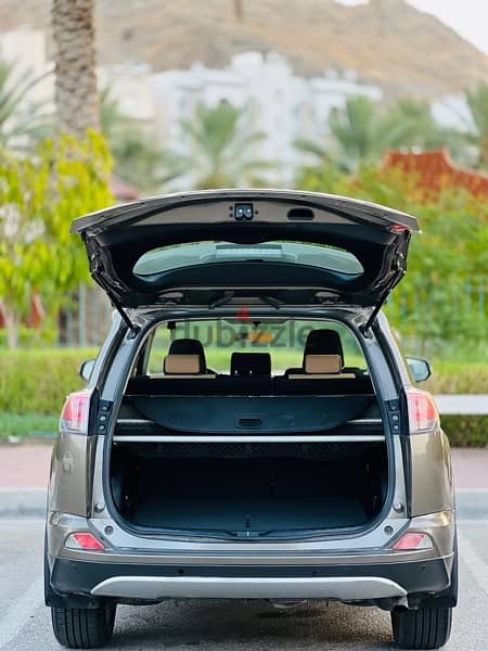 Toyota Rav 4 2018 Oman car 8