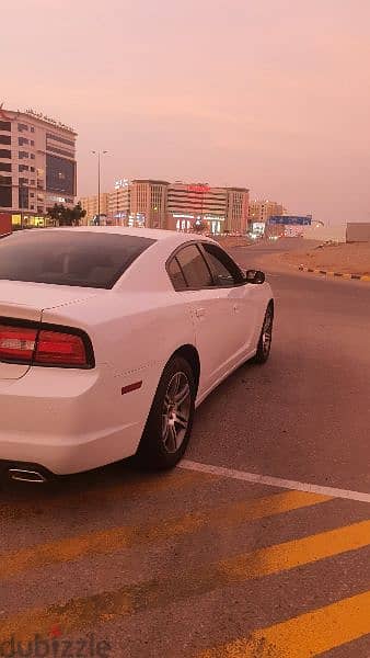 Dodge Charger 2012 In Perfect Condition 4
