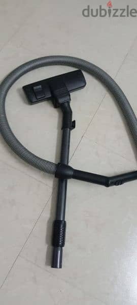 Vacuum cleaner for sell 1