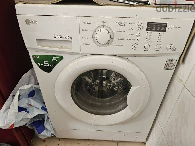 lg washing machine 5kg very good condition like new. full automatic 0