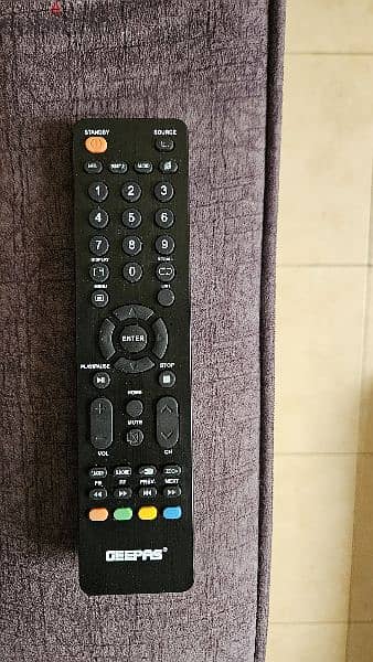 Full HD Smart 40" TV Excellent Condition 3