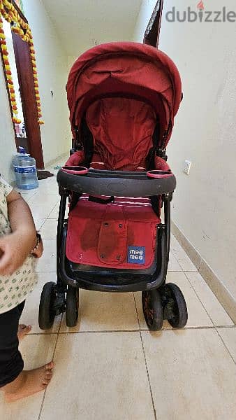 Mee-Mee brand baby Pram in excellent condition 4