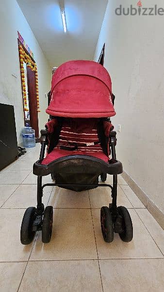 Mee-Mee brand baby Pram in excellent condition 5