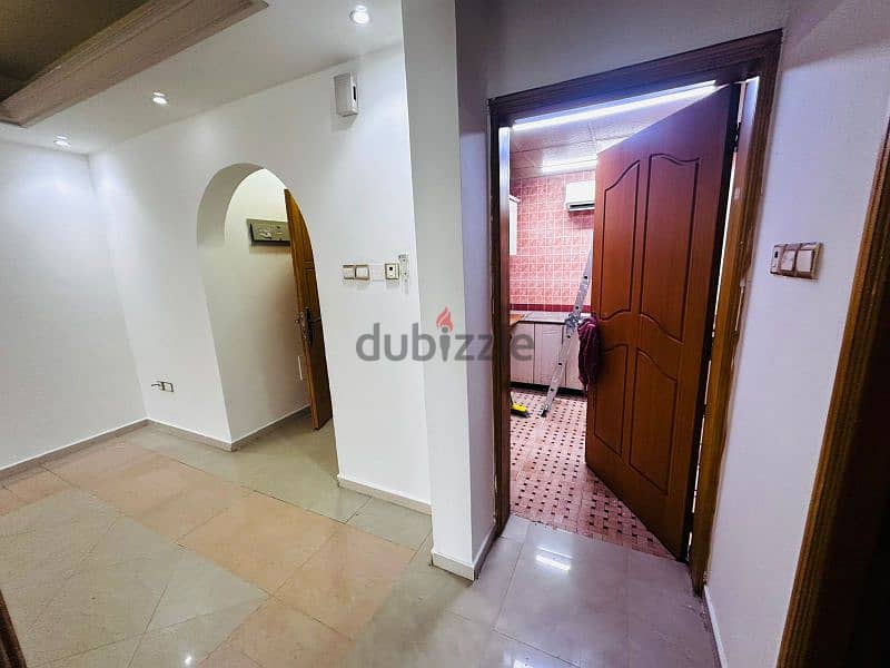 Beautiful 1 BHK flat for Rent 150 OMR 2