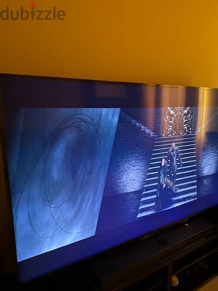 QLED 75 inch TV - in great condition 1