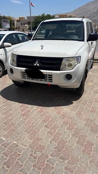 ميتسوبيشي باجيرو 2014 Oman car 3
